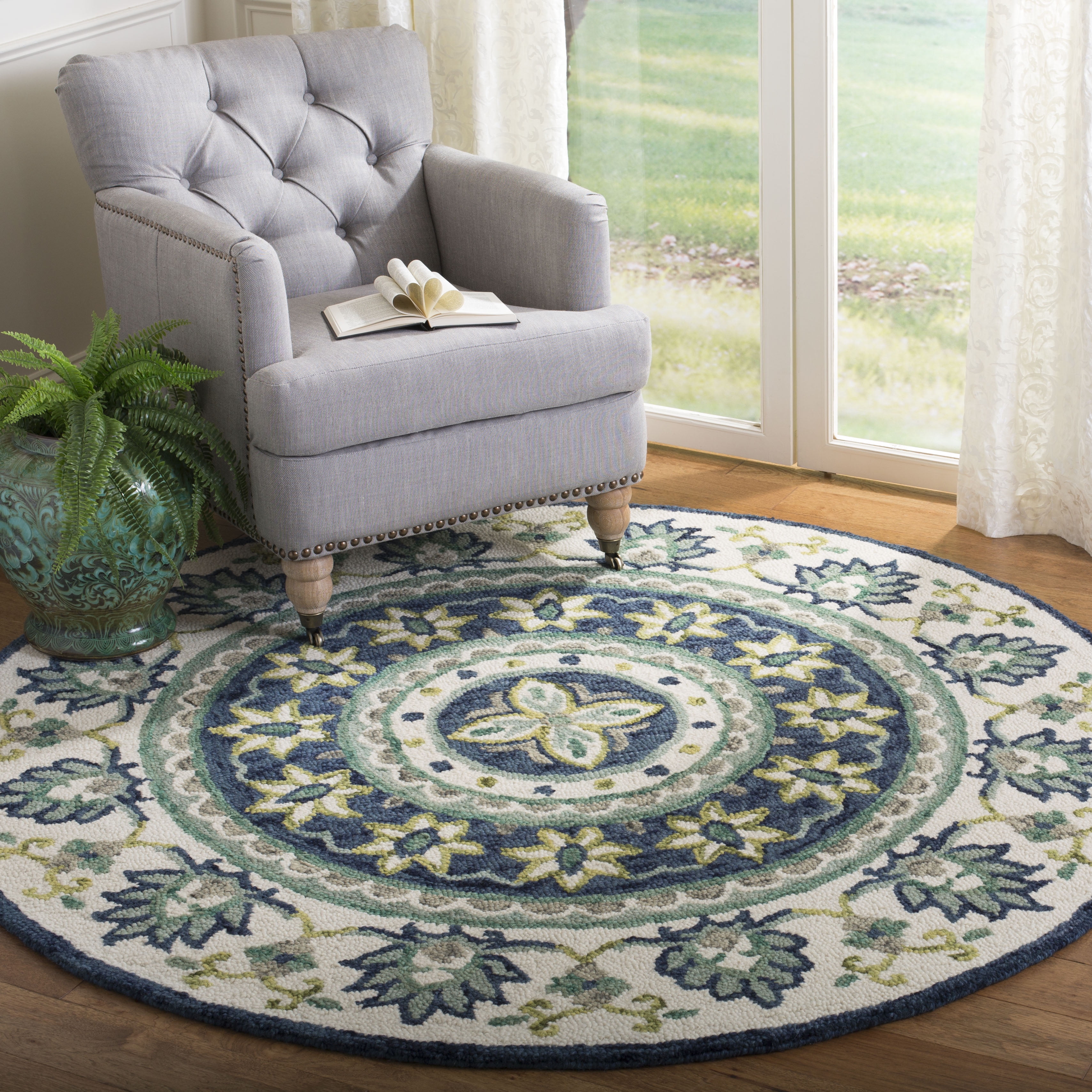 Handmade Ivory and Blue Round Wool Tufted Area Rug
