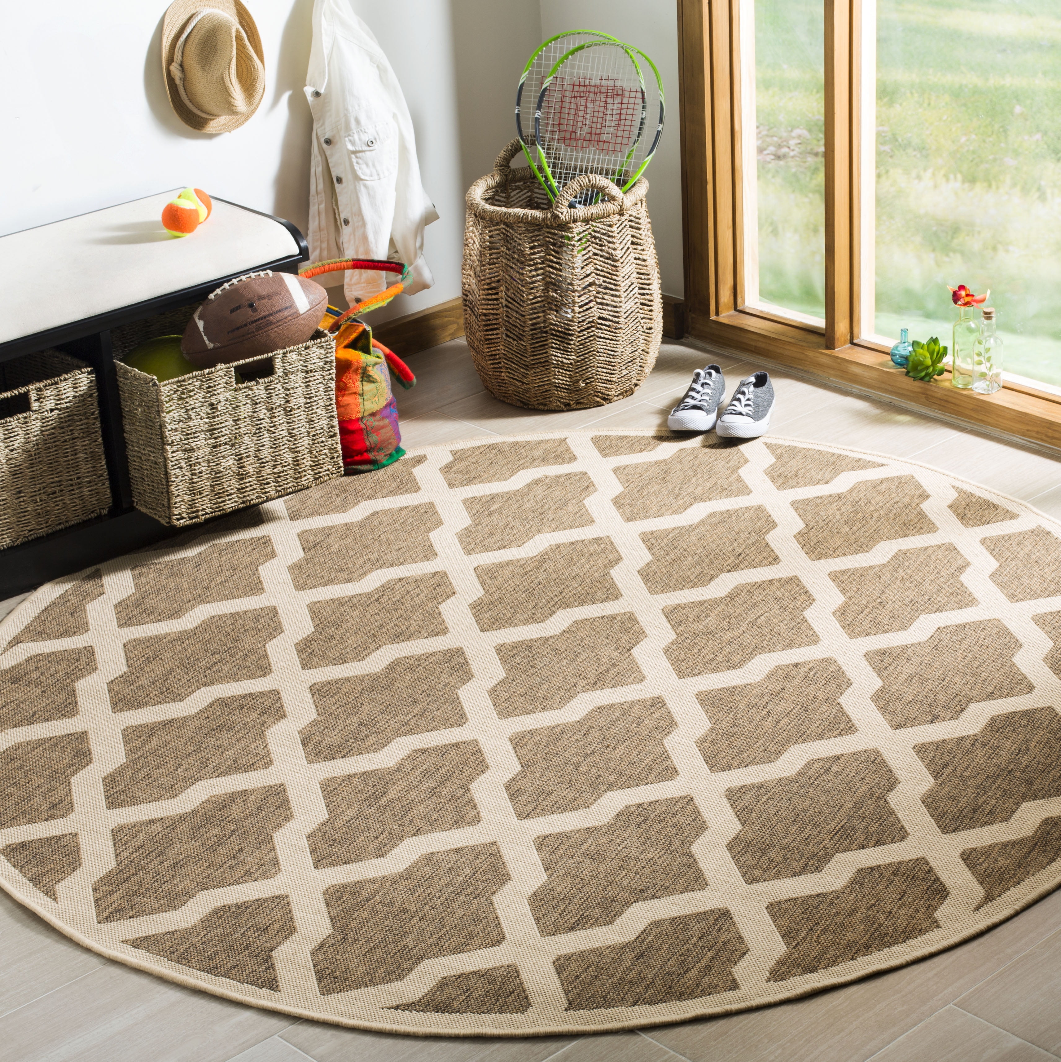 Safavieh Linden Gamal Geometric Indoor/Outdoor Area Rug, Beige/Cream, 6'7" x 6'7" Round