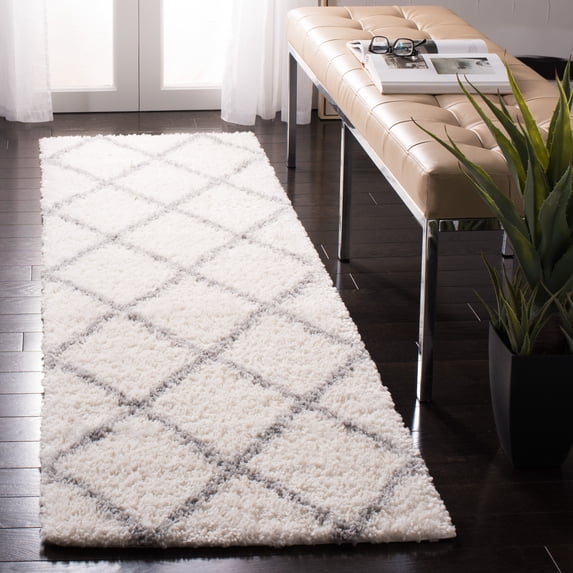 SAFAVIEH Parma Eglantine Geometric Shag Runner Rug, Cream/Grey, 2'3" x 7'