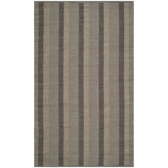 SAFAVIEH Patio Collection TMF125A Handwoven Barley Rug