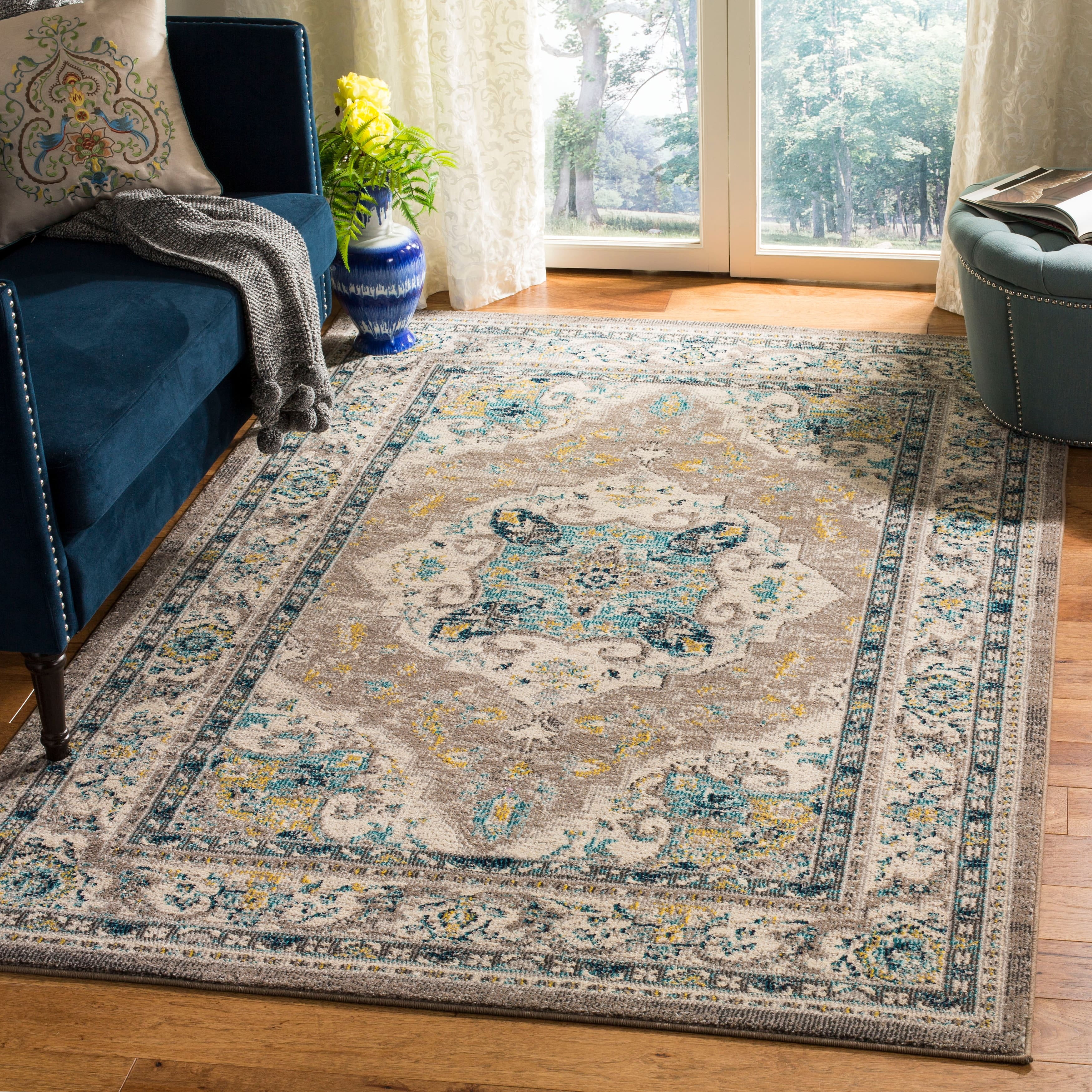 SAFAVIEH Phoenix Christopher Floral Area Rug, Ivory/Grey, 8' x 10'
