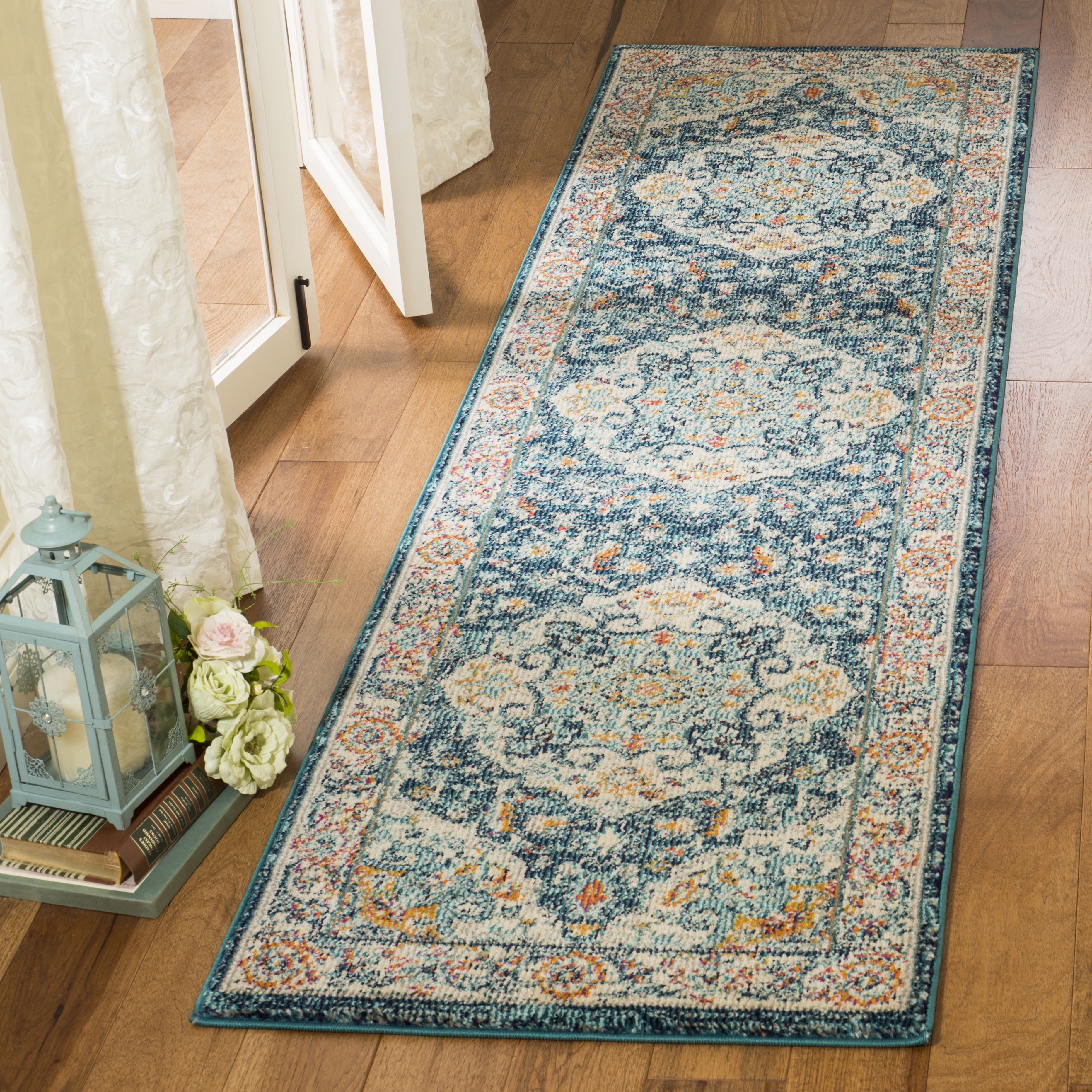 Elegant Ivory Medallion 27'' Synthetic Reversible Runner Rug