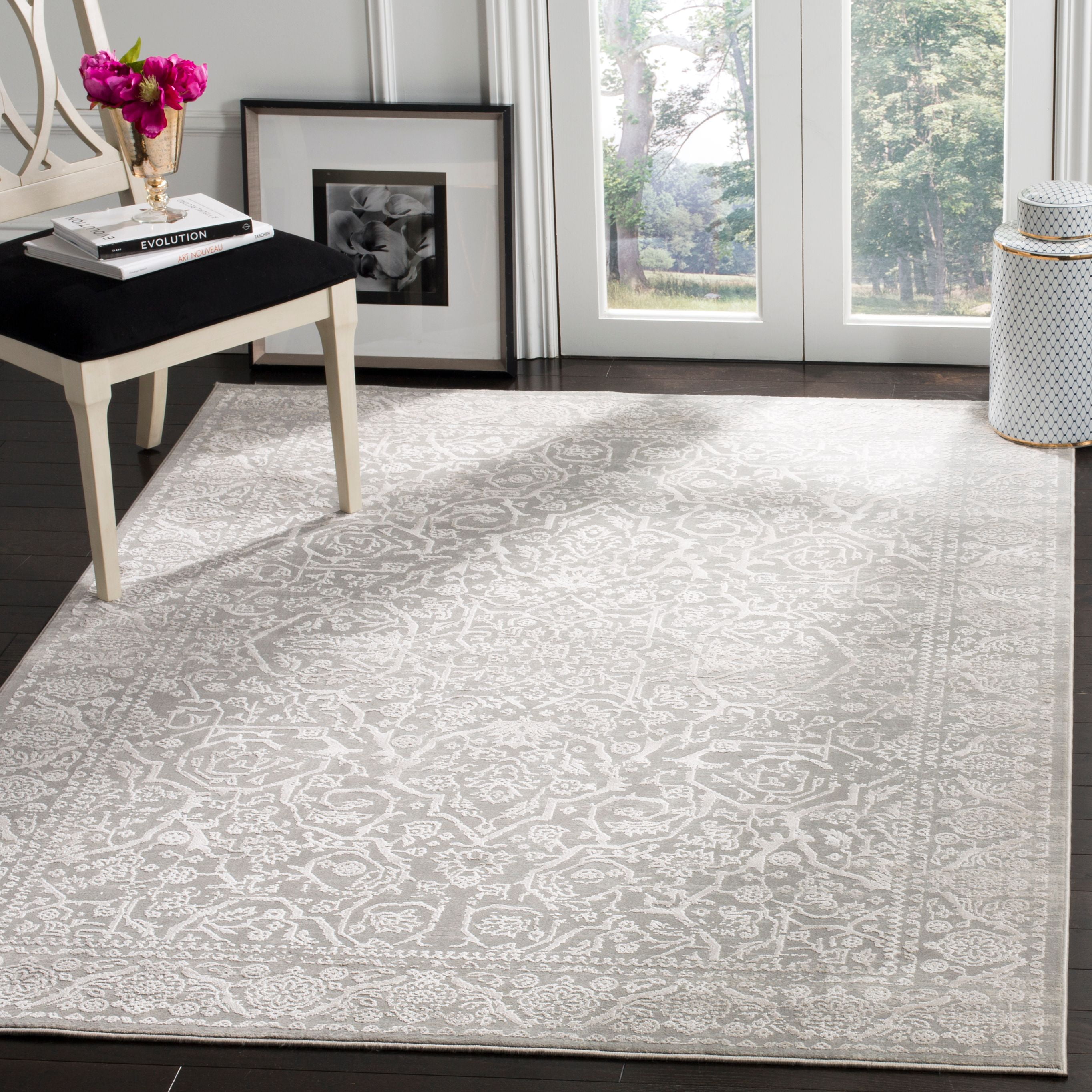 SAFAVIEH Princeton Xavier Floral Bordered Area Rug, Grey/Beige, 4' x 6'