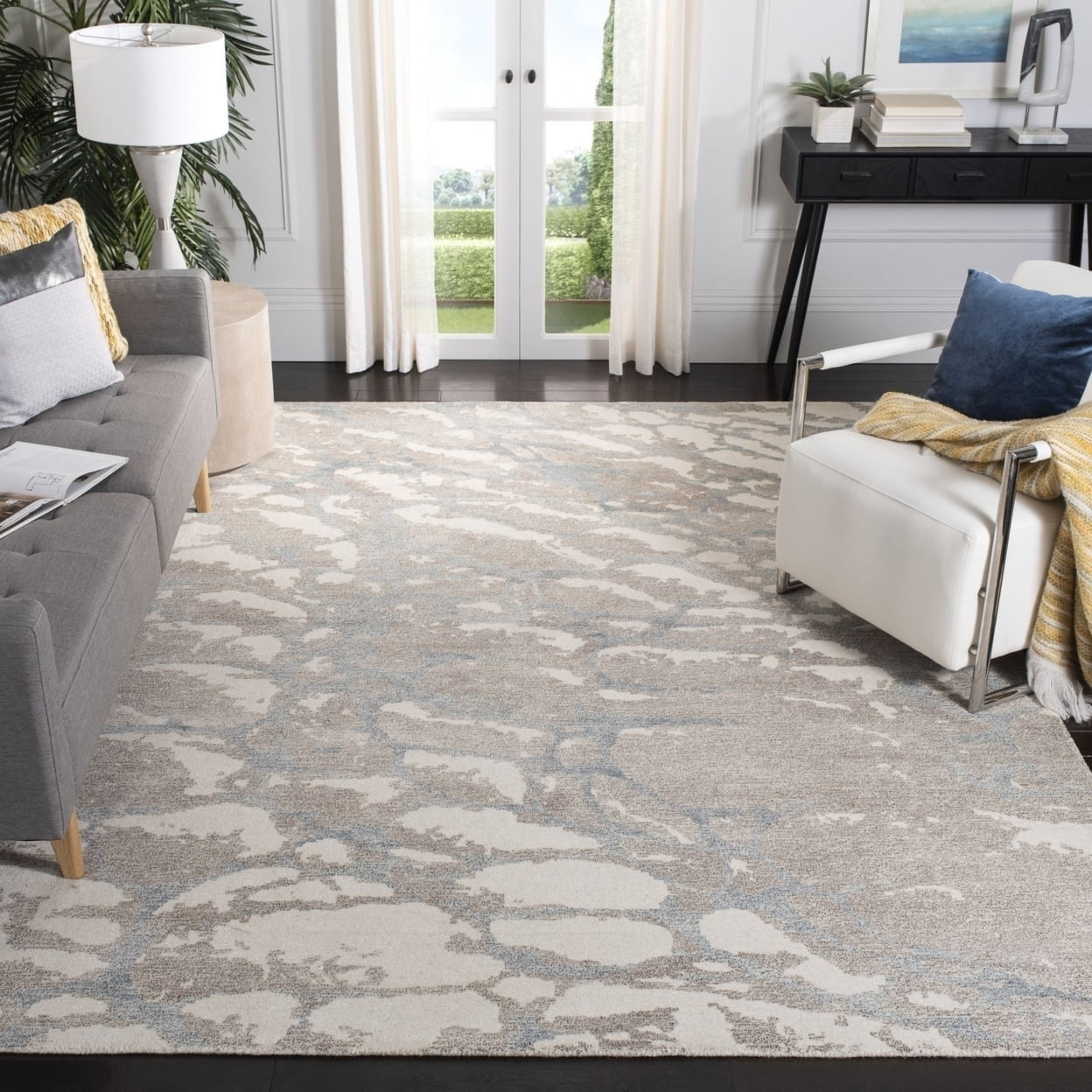 SAFAVIEH Restoration Vintage Conway Abstract Distressed Area Rug, Light Brown/Ivory, 6' x 6' Round