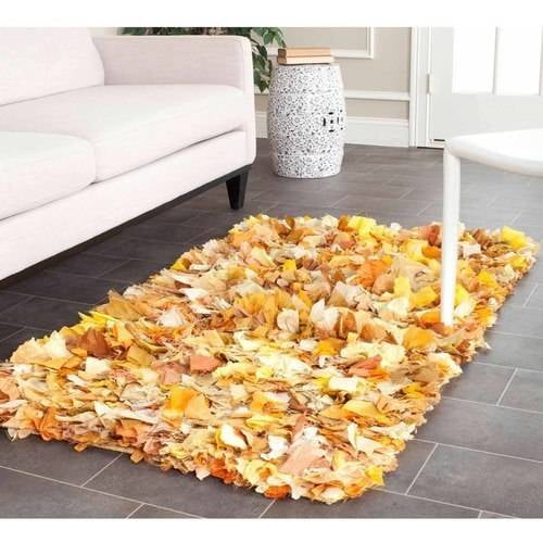 Gold and Multicolor Handmade Shag Area Rug 2'6" x 4'