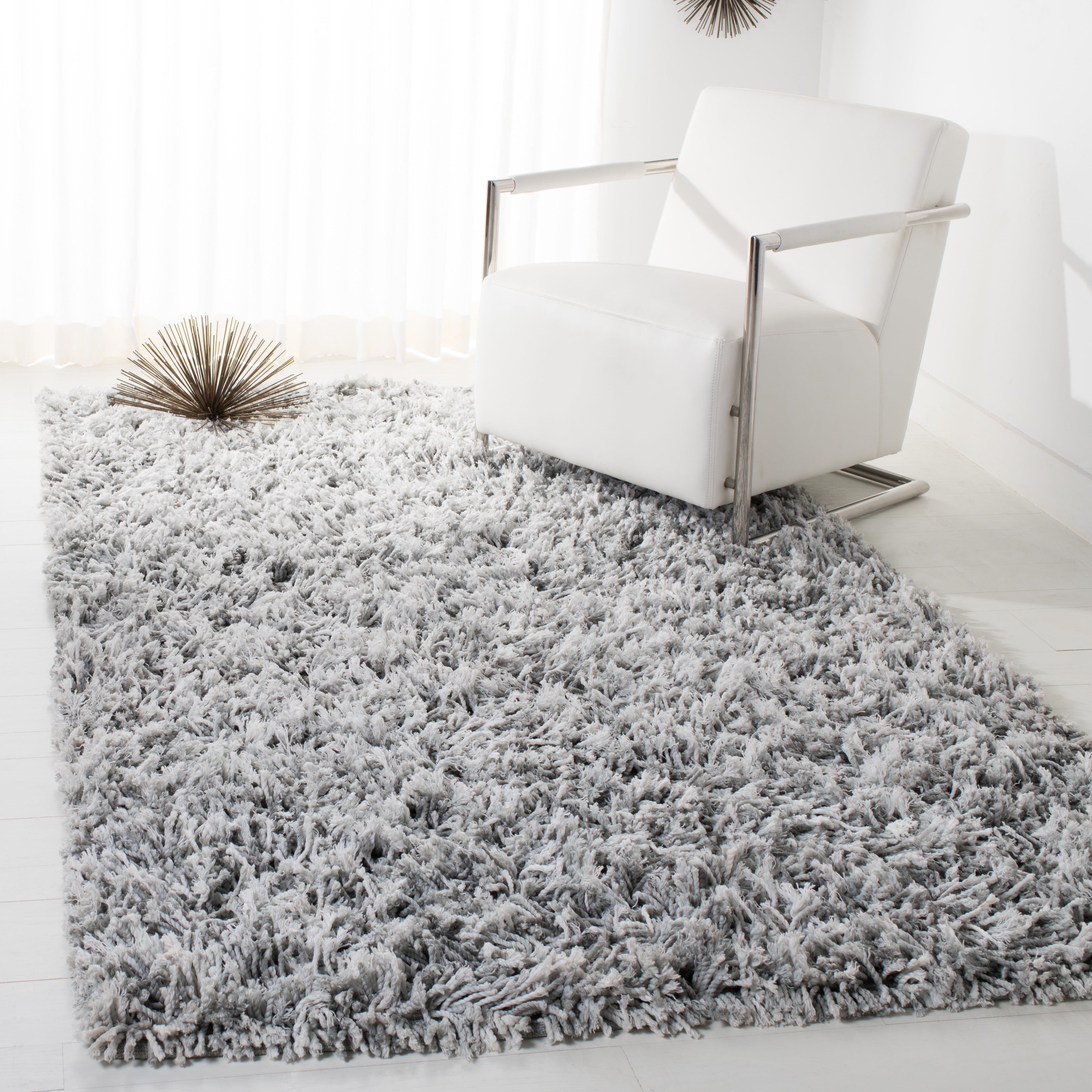SAFAVIEH Rio Kynaston Solid Polyester Shag Area Rug, Grey/Ivory, 6' x 6' Square