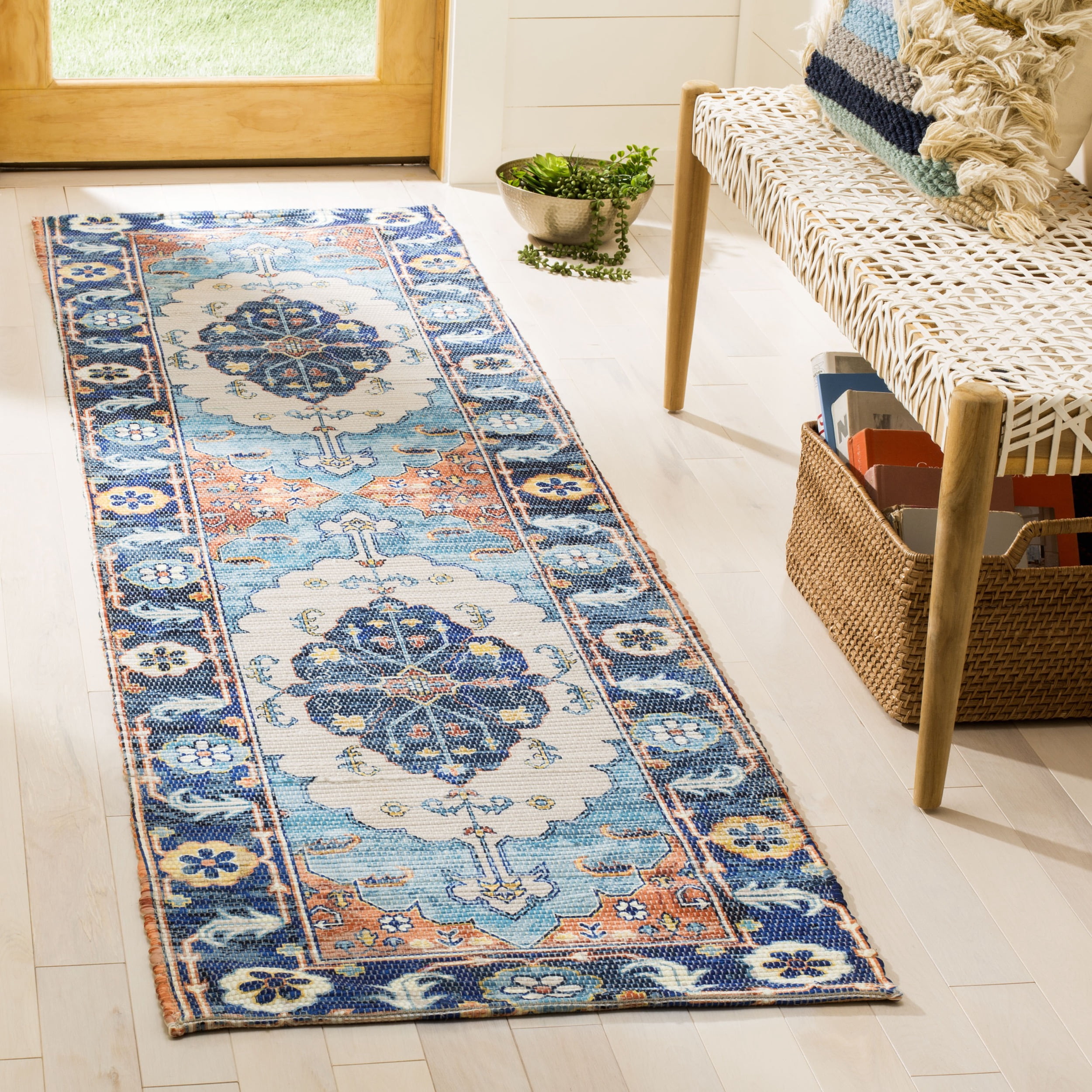 SAFAVIEH Saffron Leighton Vintage Runner Rug, Blue/Coral, 2'3" x 6'