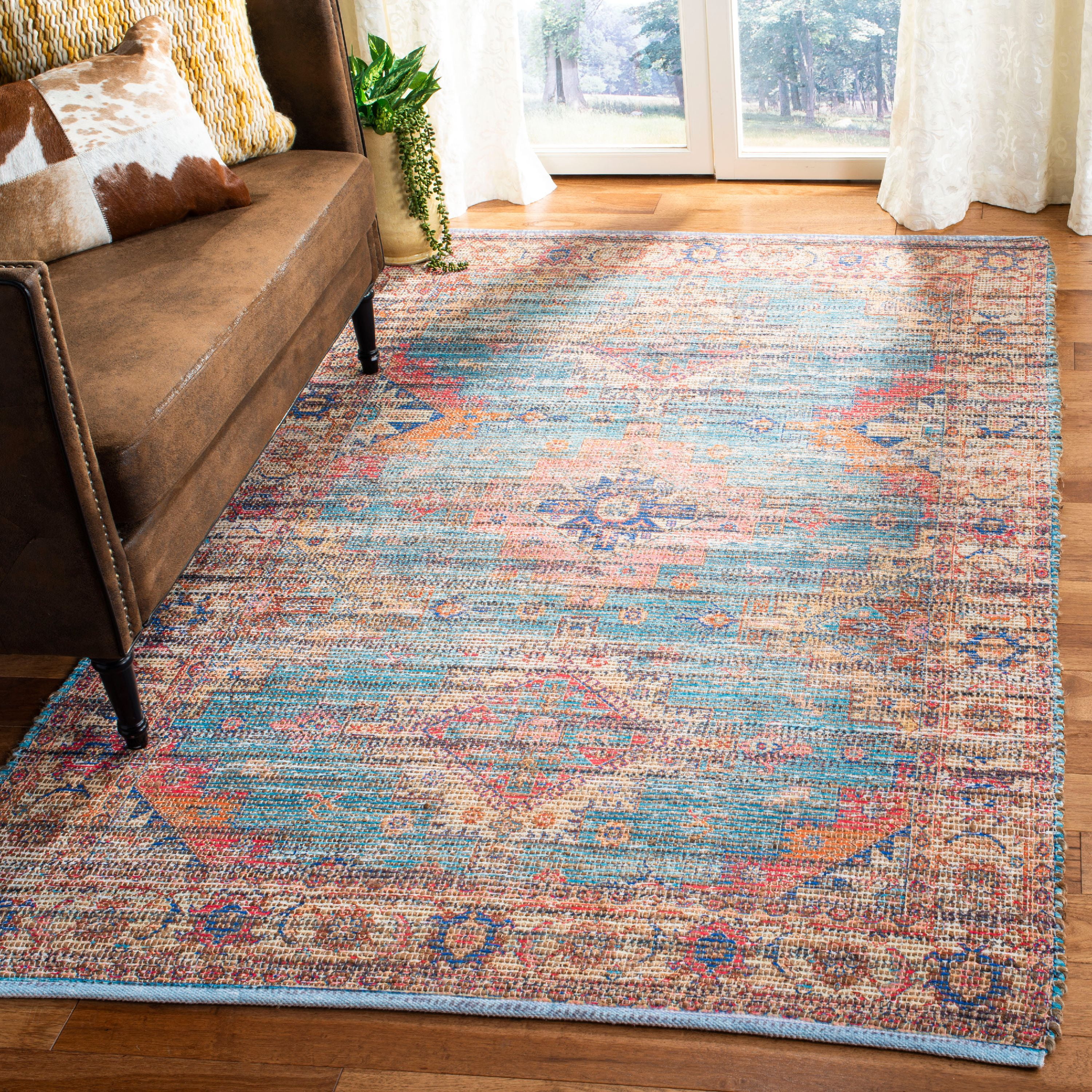 SAFAVIEH Saffron Lucius Floral Bordered Cotton Area Rug, Rust/Blue, 4' x 6'