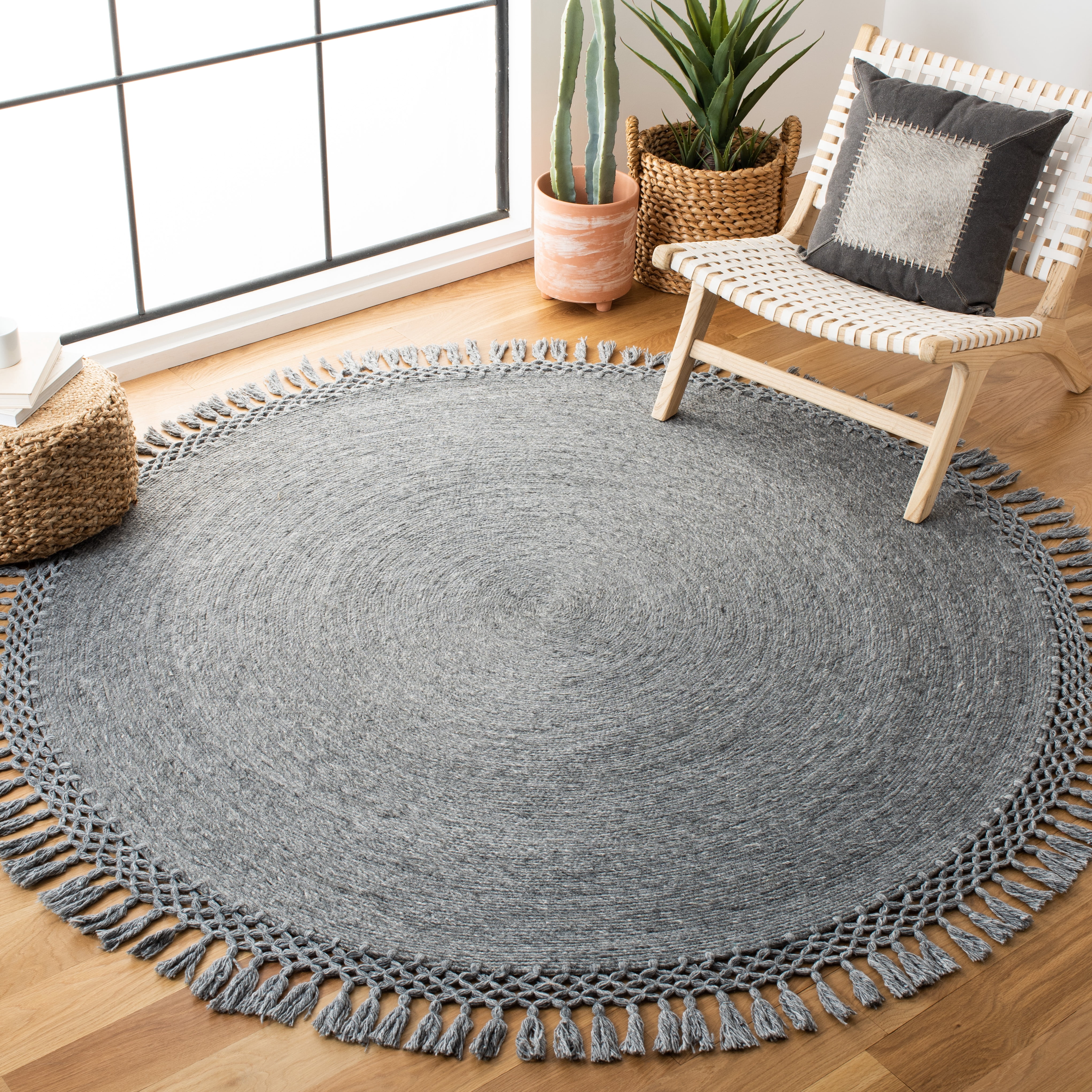SAFAVIEH Sahara SAH490H Handmade Charcoal Rug
