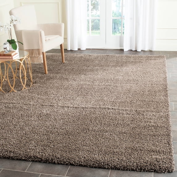 SAFAVIEH Santa Monica Chelsey Solid Shag Area Rug, Mushroom, 6'7" x 9'6"