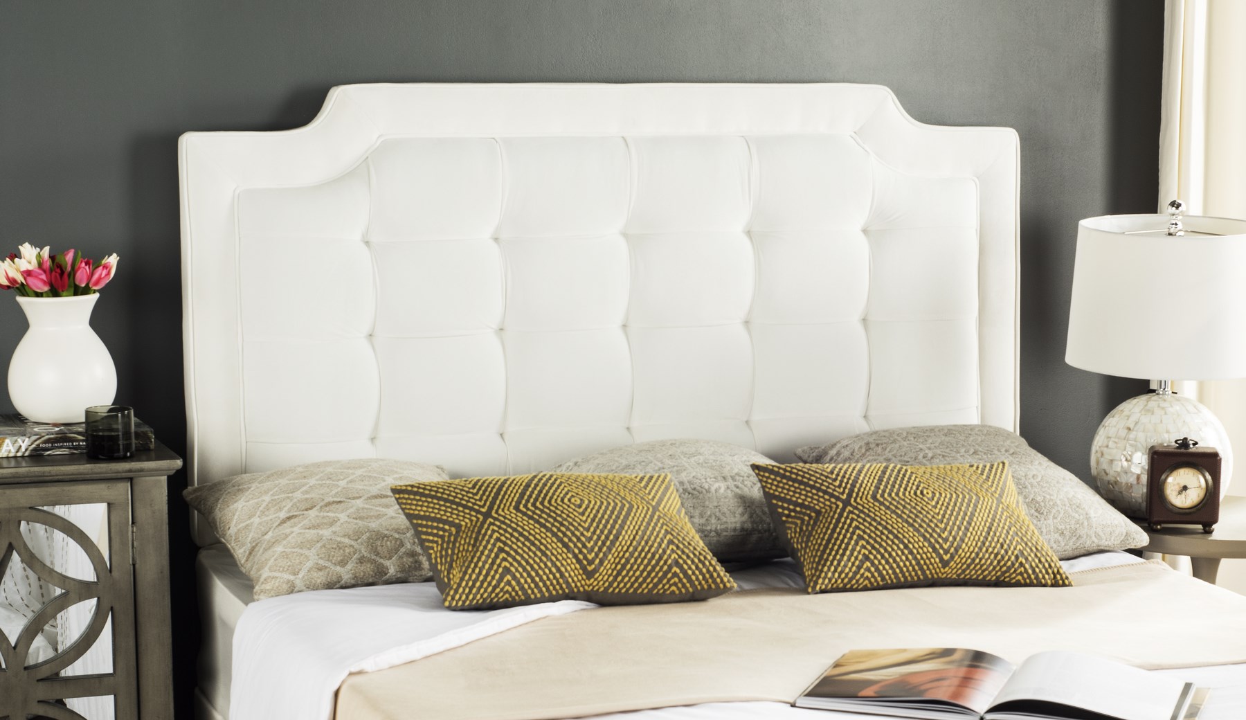 SAFAVIEH Sapphire Modern Glam Tufted Headboard, Queen, White - Walmart.com