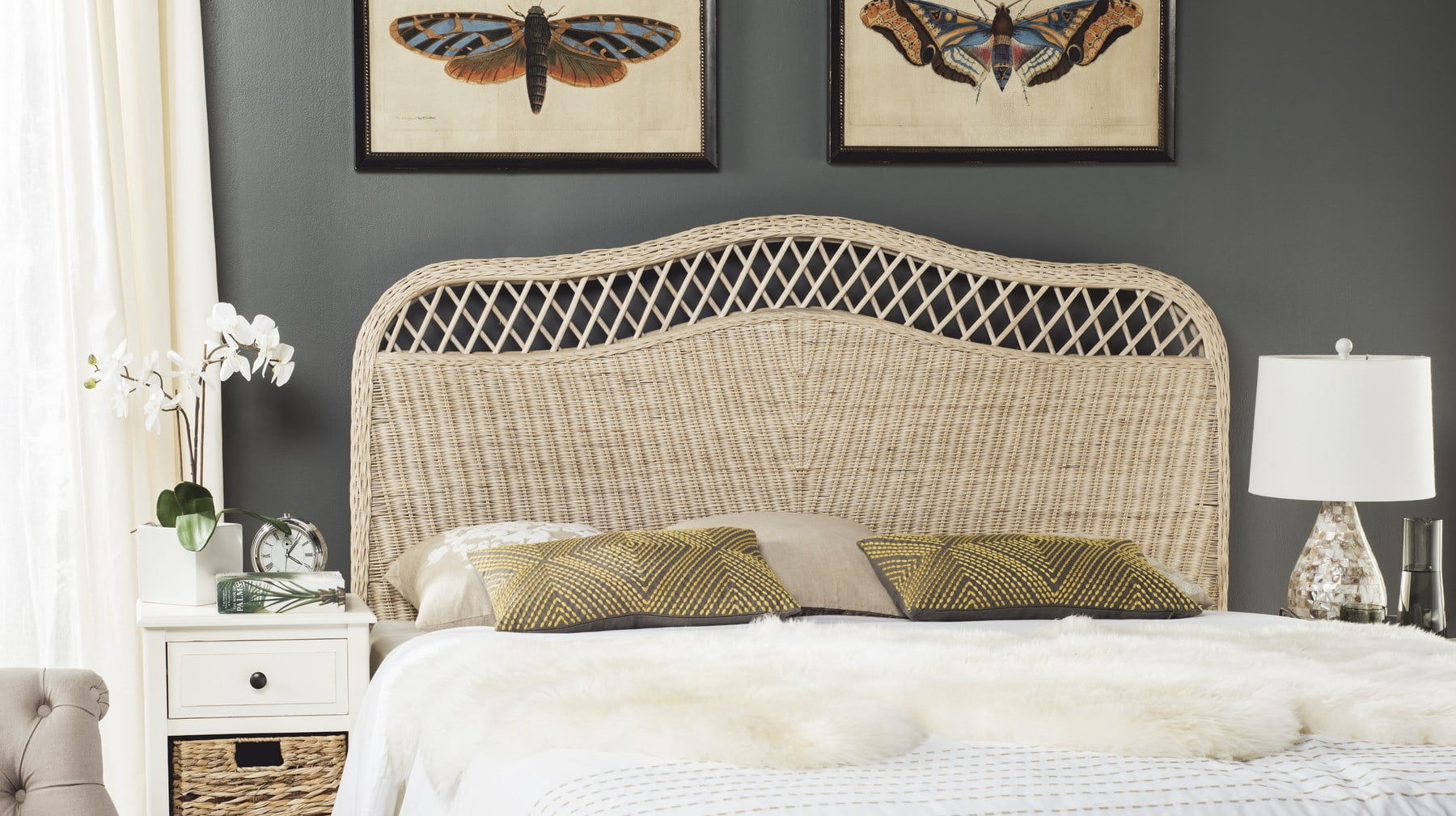 SAFAVIEH King Size Rustic Coastal Rattan Headboard, White Washed