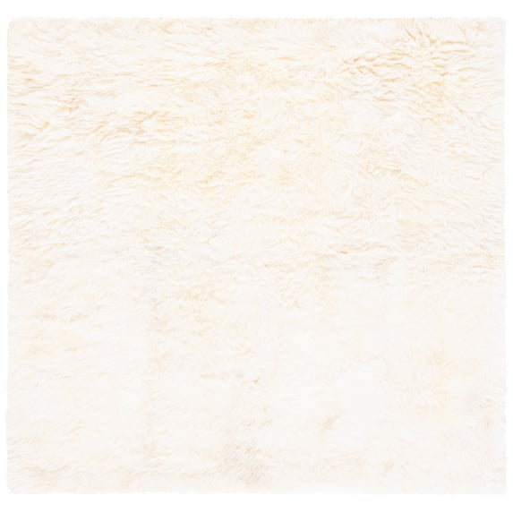 SAFAVIEH Sheep Skin Jeptha Solid Area Rug, Natural/White, 5' x 5' Square