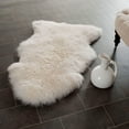 thumbnail image 1 of SAFAVIEH Sheep Skin Tiana Sheep Skin Area Rug, White, 2' x 3' Specialty, 1 of 3