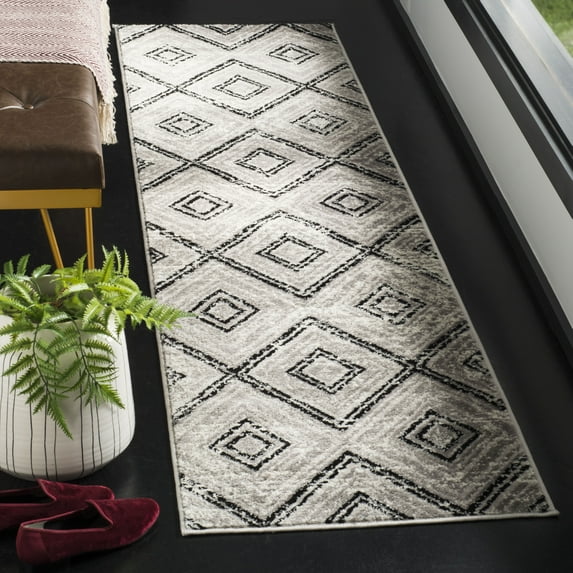 SAFAVIEH Skyler Cuthbert Geometric Runner Rug, Grey/Black, 2' x 8'