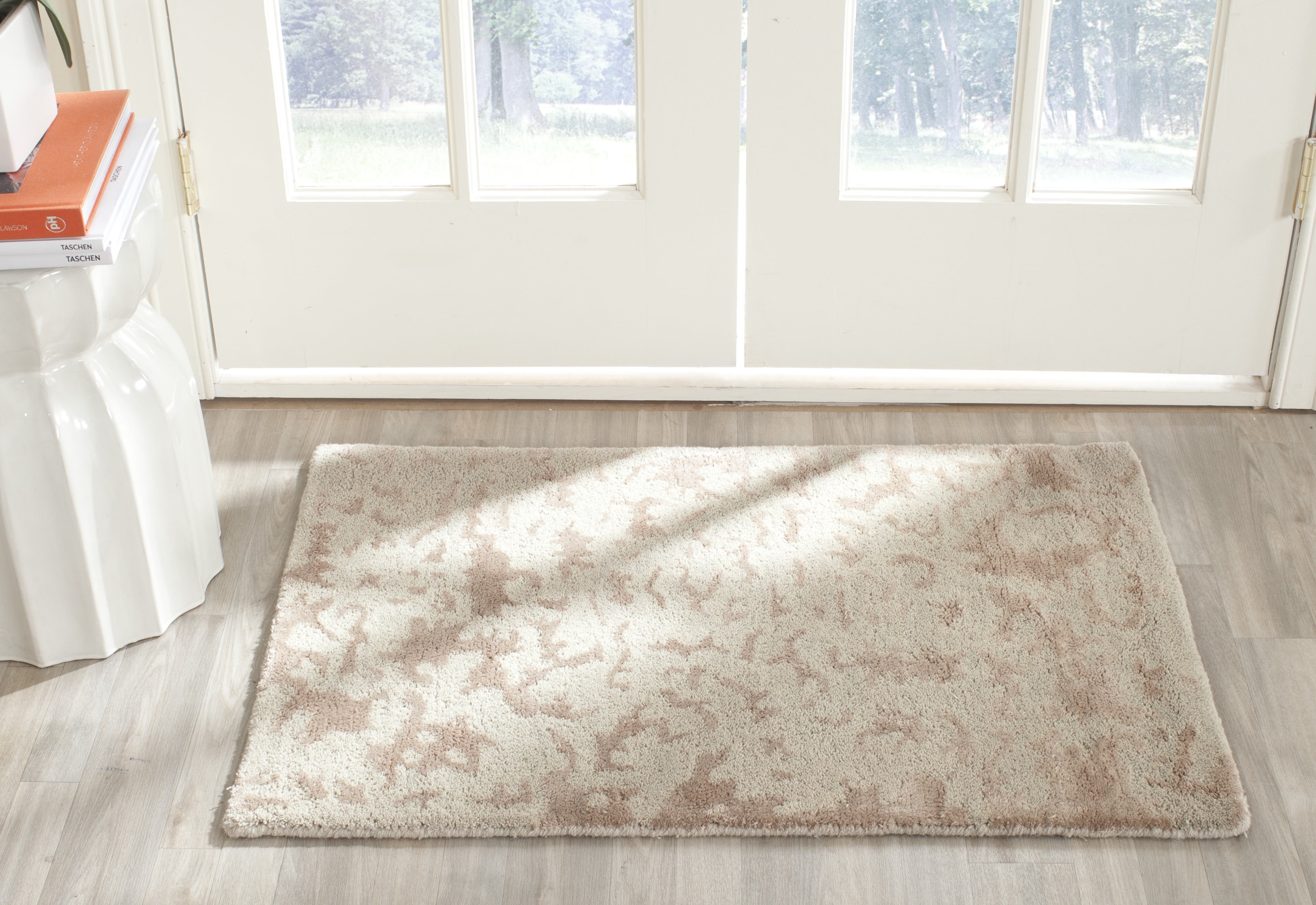 Ivory Tufted Handmade Wool and Viscose Rug, 2' x 3'