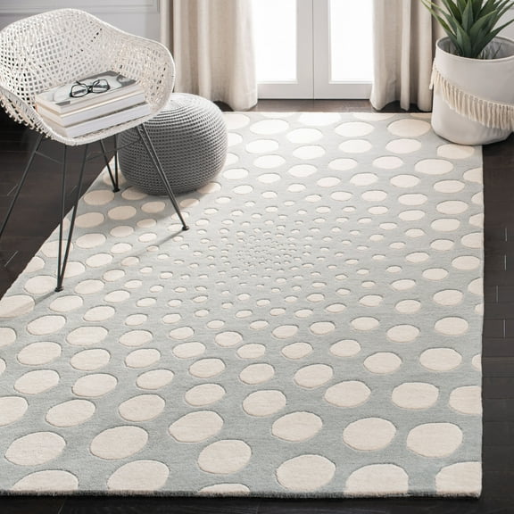 SAFAVIEH Soho Chloe Polka Dots Wool Area Rug, Grey/Ivory, 6' x 6' Square