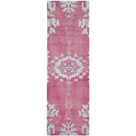SAFAVIEH Stone Wash Alease Transitional Runner Rug, Fuchsia, 2'6" x 8'