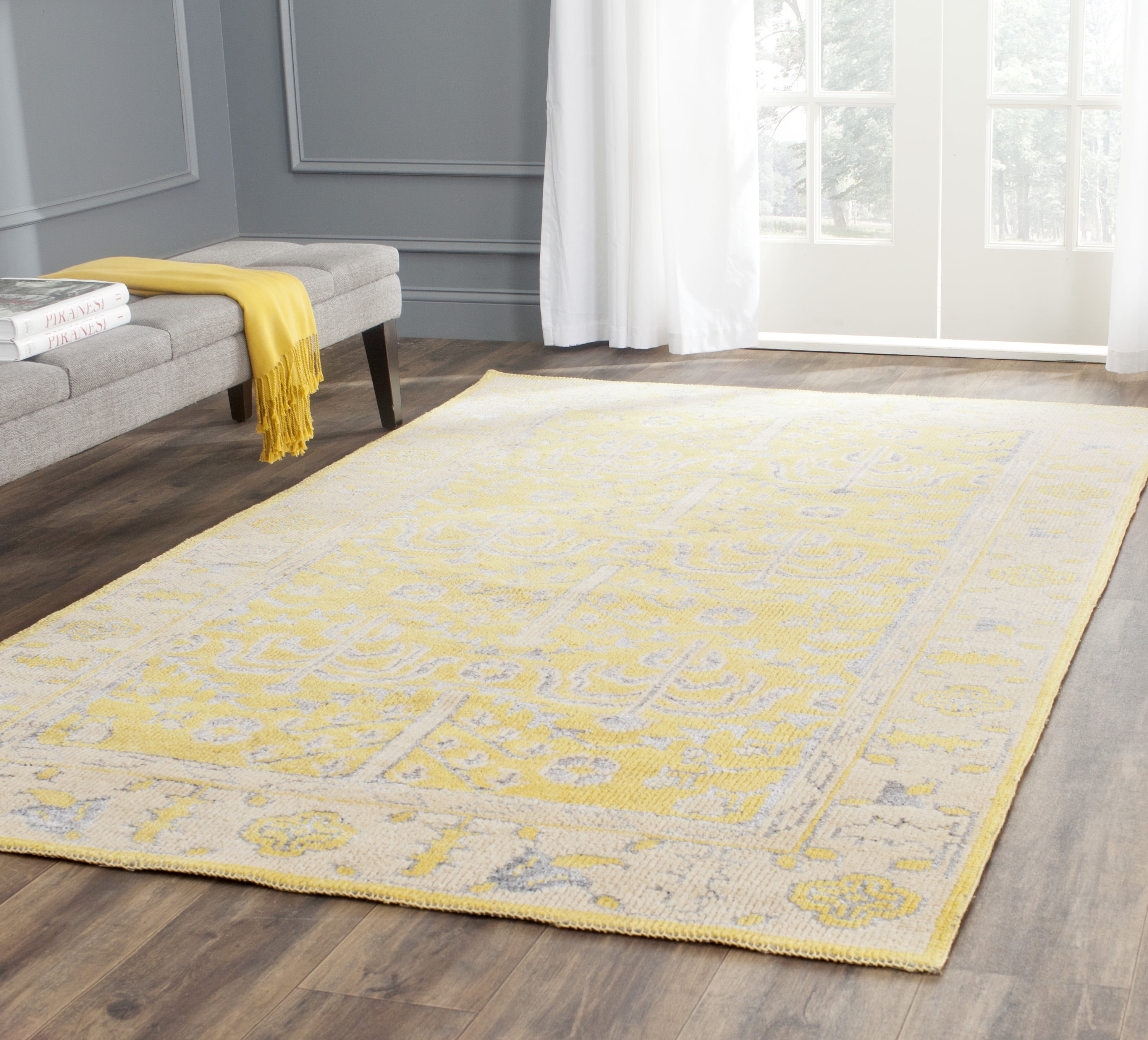 Hand-Knotted Gray Wool Square Area Rug - Easy Care, 4'x6'