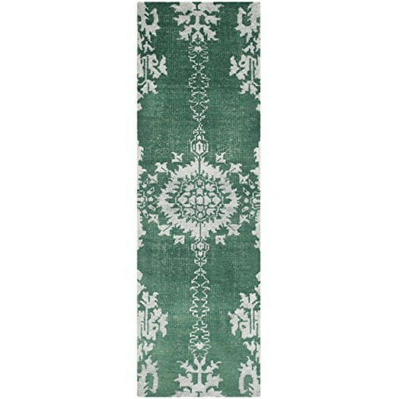 SAFAVIEH Stone Wash STW235D Hand-knotted Emerald Rug