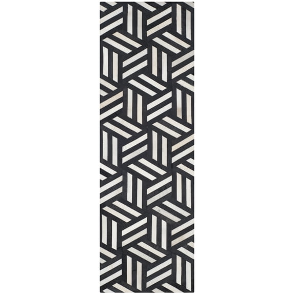 SAFAVIEH Studio Leather Braiden Geometric Runner Rug, Ivory/Black, 2'3" x 7'