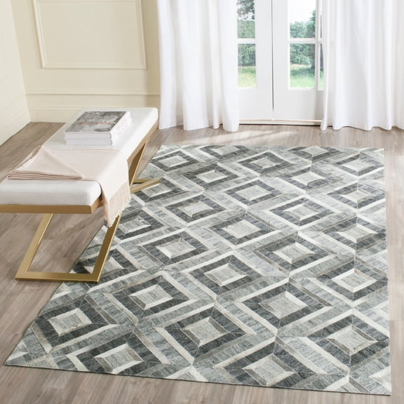 SAFAVIEH Studio Leather Mariam Geometric Area Rug, Ivory/Dark Grey, 5' x 8'