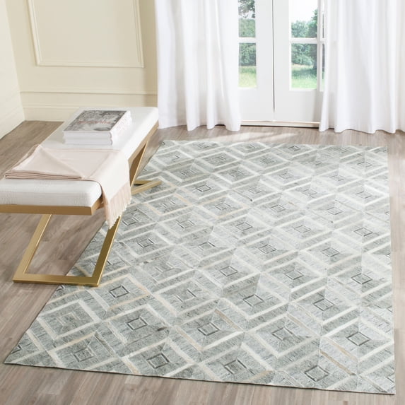 SAFAVIEH Studio Leather Marielle Geometric Area Rug, Ivory/Grey, 4' x 6'