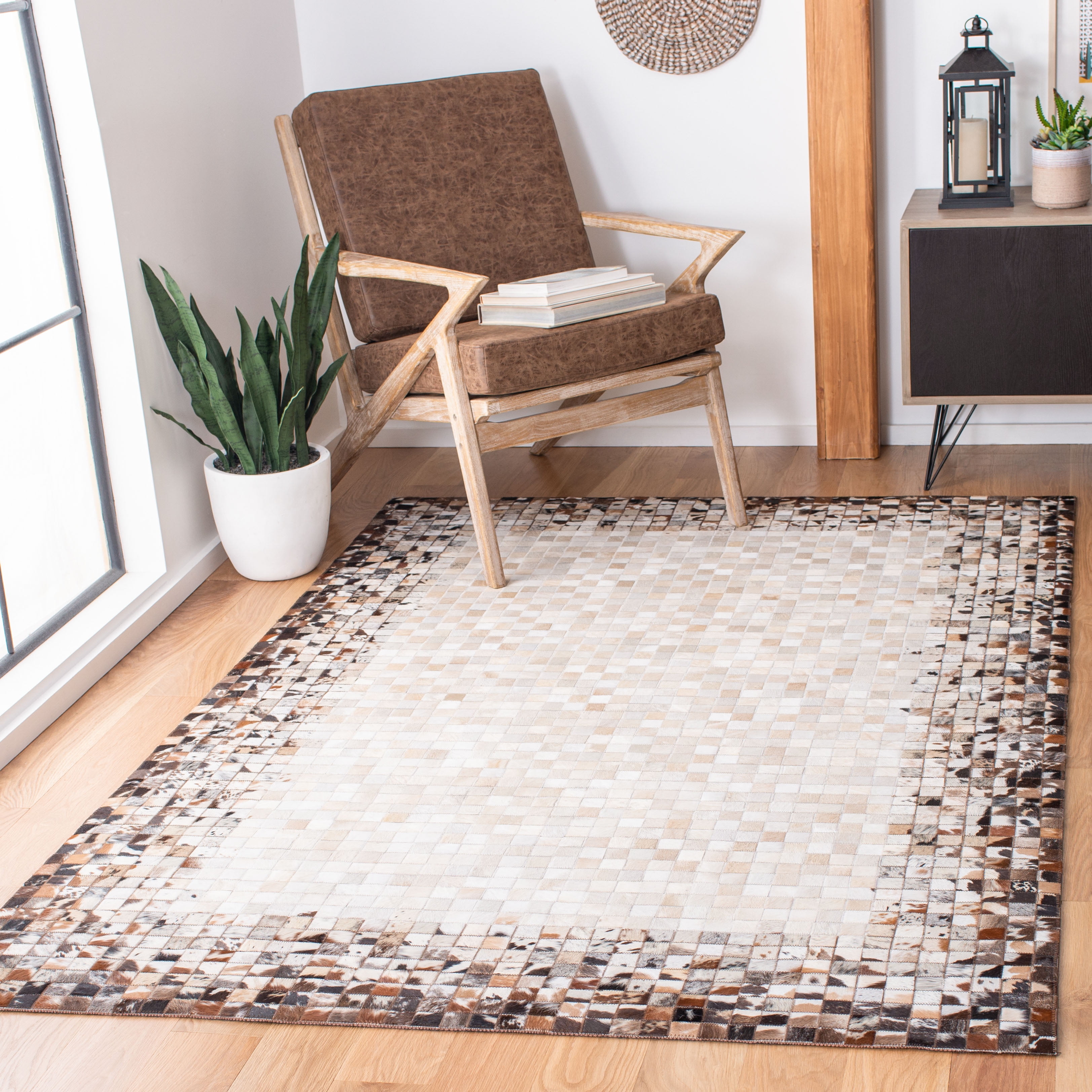 Handmade Beige and Brown Geometric Cowhide Area Rug