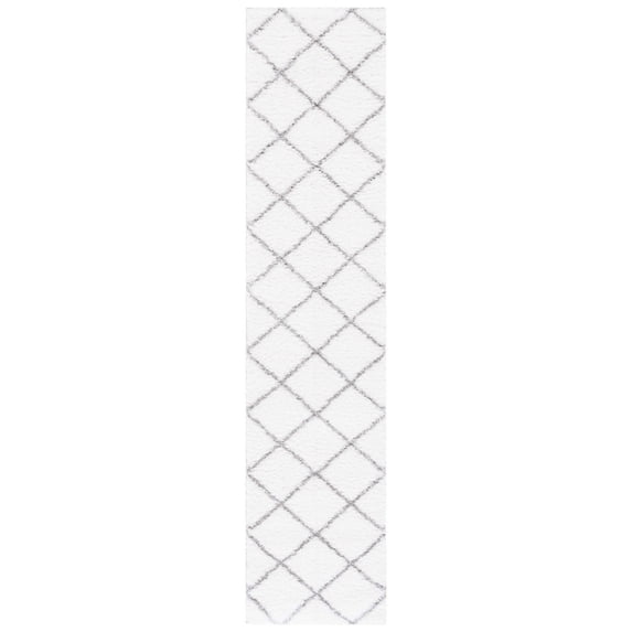 SAFAVIEH Tahoe Elwyn Trellis Shag Runner, 2' x 9', White/Grey