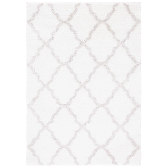 SAFAVIEH Tahoe Gerald Quatrefoil Shag Area Rug, 4' x 6', White/Silver