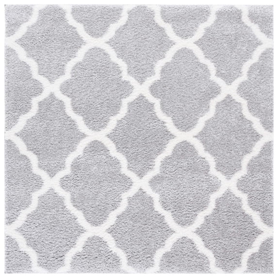SAFAVIEH Tahoe Gerald Quatrefoil Shag Area Rug, 6'7" x 6'7" Square, Light Grey/White