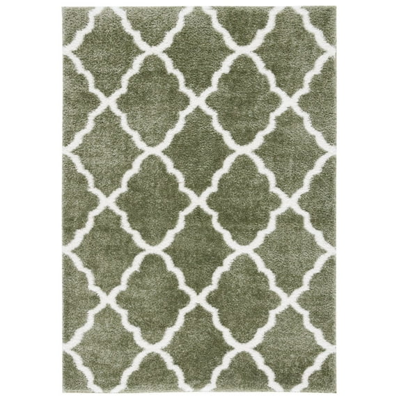 SAFAVIEH Tahoe Gerald Quatrefoil Shag Area Rug, 8' x 10', Sage/White