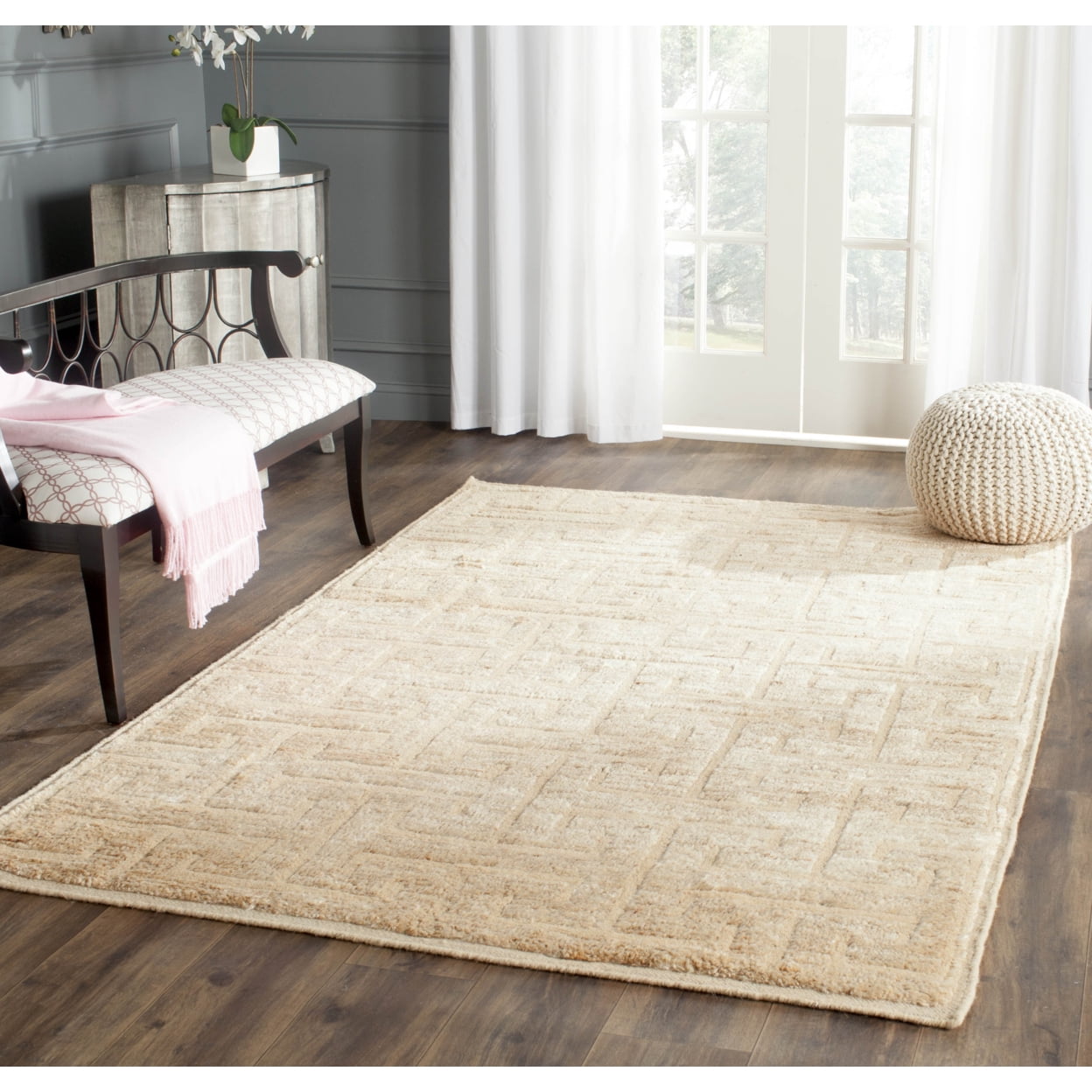 Ivory/Beige 8' x 10' Hand-Knotted Wool Geometric Rug