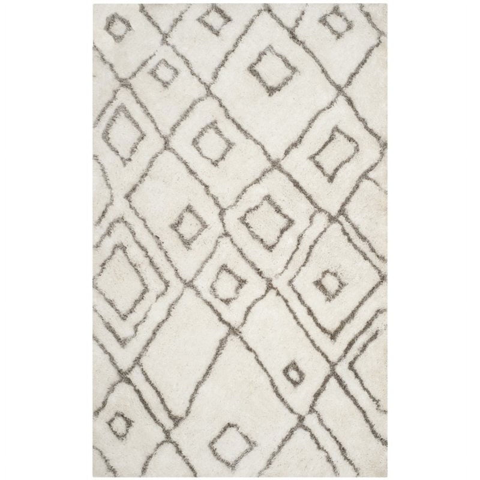 Ivory and Light Grey Hand-Tufted Shag Area Rug 5' x 8'