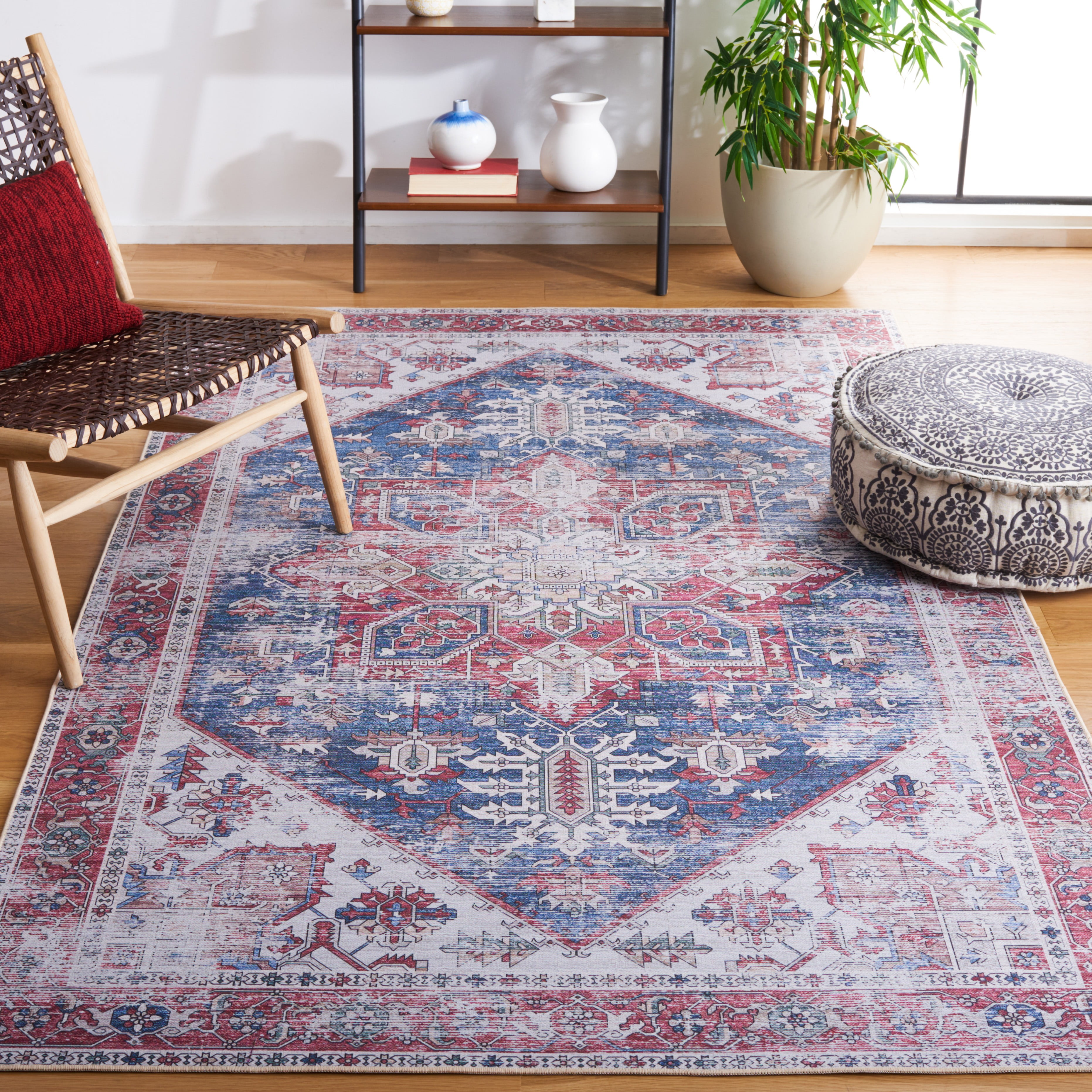 SAFAVIEH Tucson Jayla Oriental Machine Washable Area Rug, Navy/Red