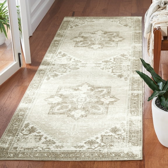 SAFAVIEH Tucson Jayla Oriental Machine Washable Runner Rug, Sage/Ivory, 2'6" x 6'