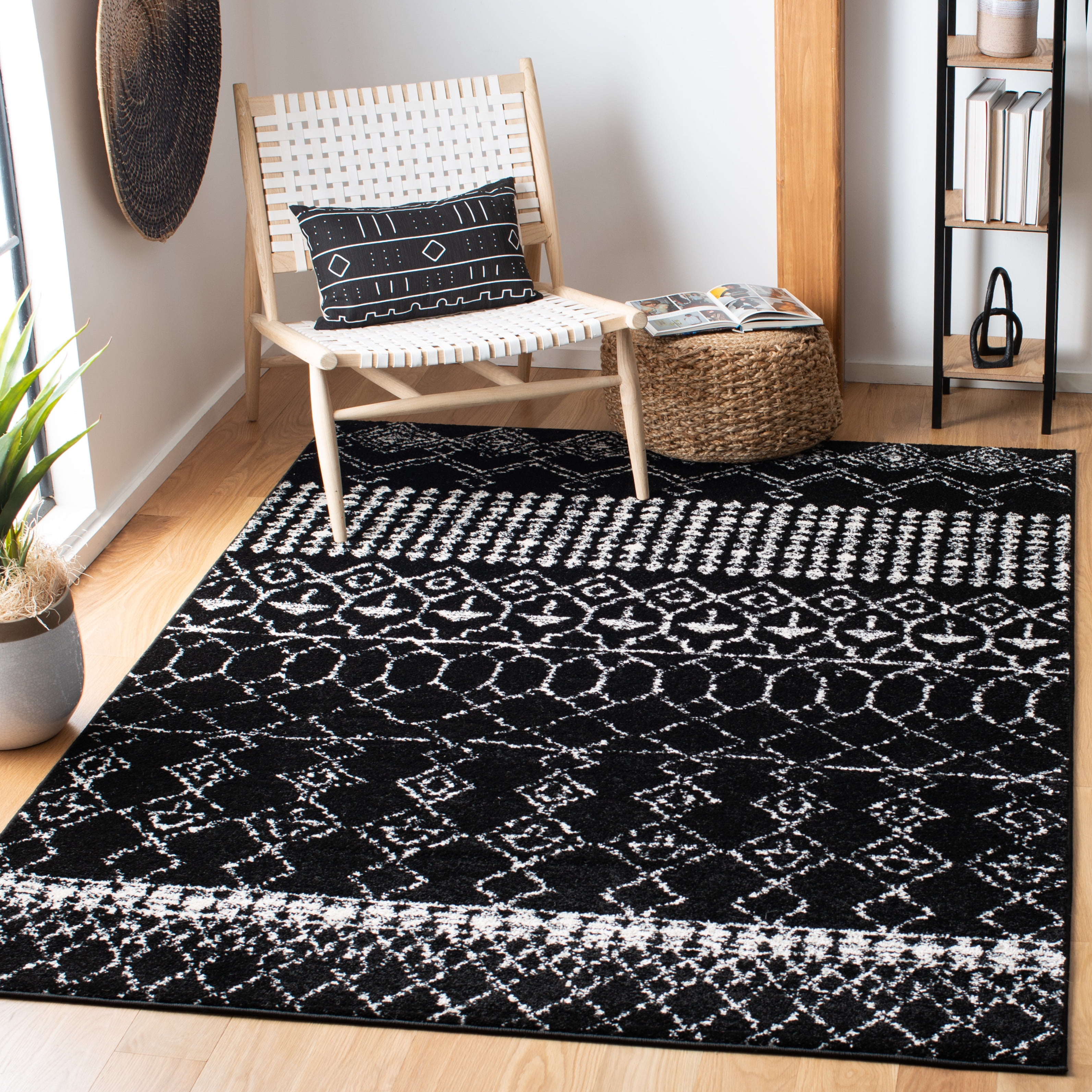 Ivory Elegance 5'3" x 7'6" Hand-Knotted Wool Blend Area Rug