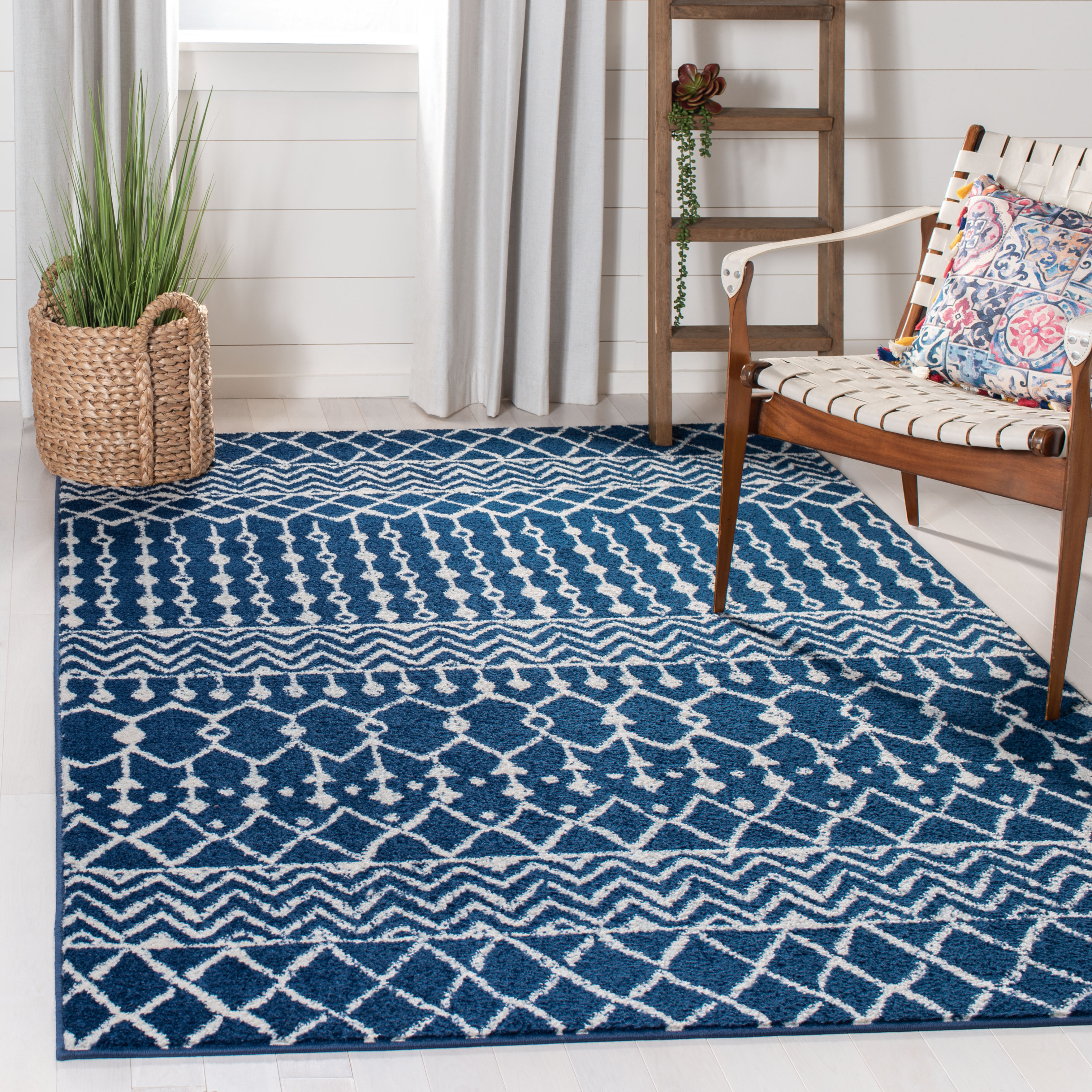 SAFAVIEH Tulum Glen Moroccan Geometric Area Rug, Navy/Ivory, 10' x 13'