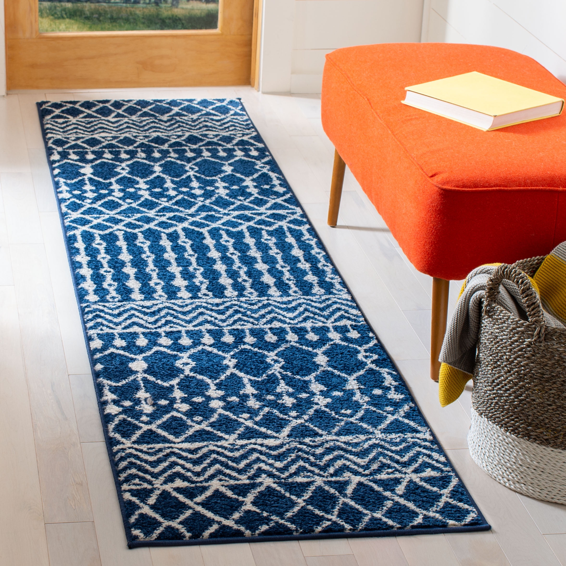 SAFAVIEH Tulum Glen Moroccan Geometric Runner Rug, Navy/Ivory, 2' x 15'