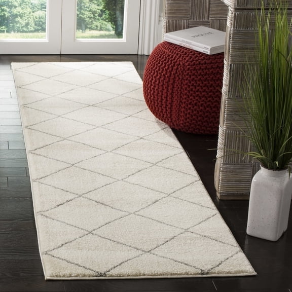 SAFAVIEH Tunisia Joyce Geometric Area Rug, Ivory/Light Grey, 4' x 6'