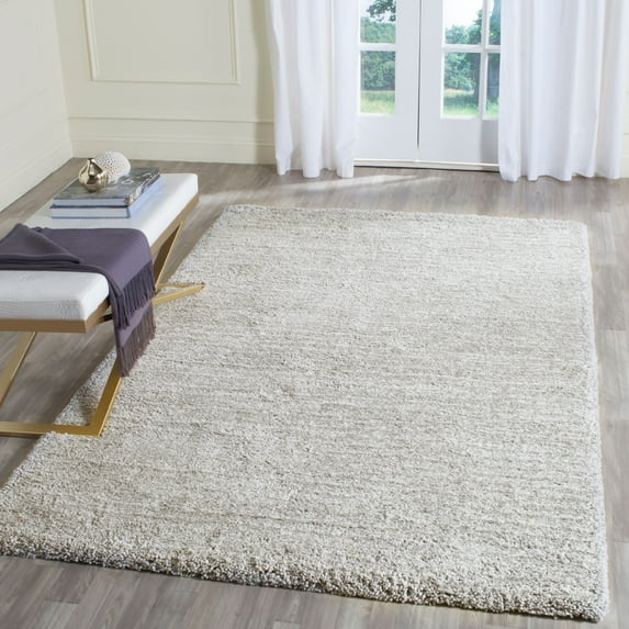 SAFAVIEH Ultimate Atanas Solid Plush Polyester Shag Area Rug, Silver, 4' x 6'