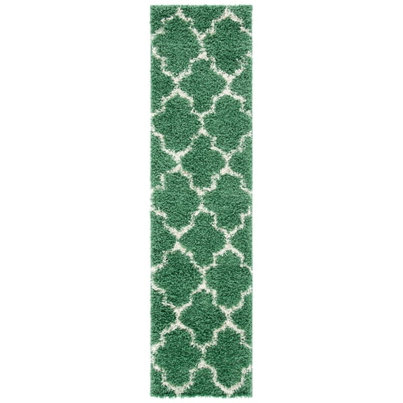 SAFAVIEH Venus Shag Waverly Trellis Runner Rug, Green/Ivory, 2'2" x 8'