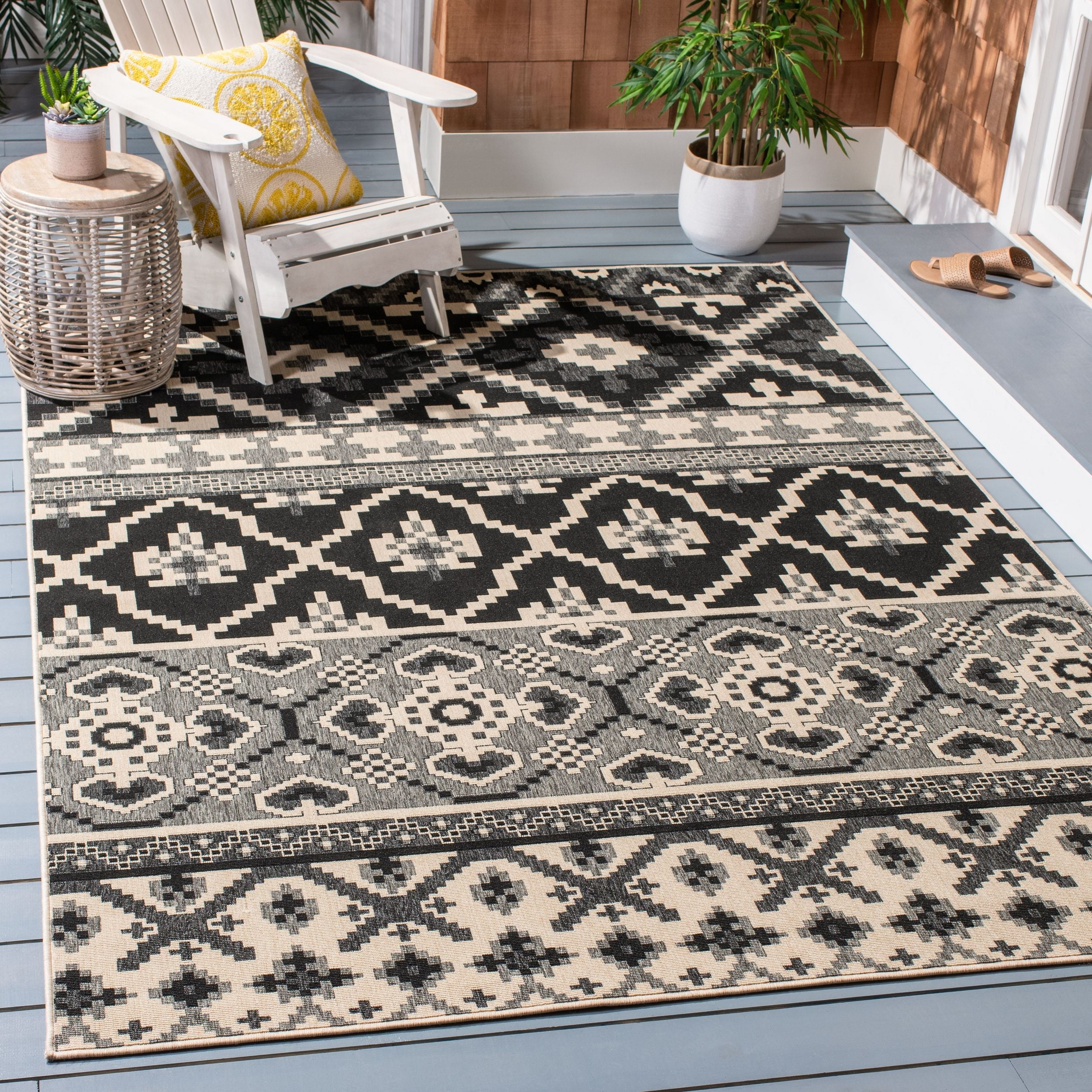 Veranda Chic Black & Beige Floral Square Outdoor Rug - 6'7"