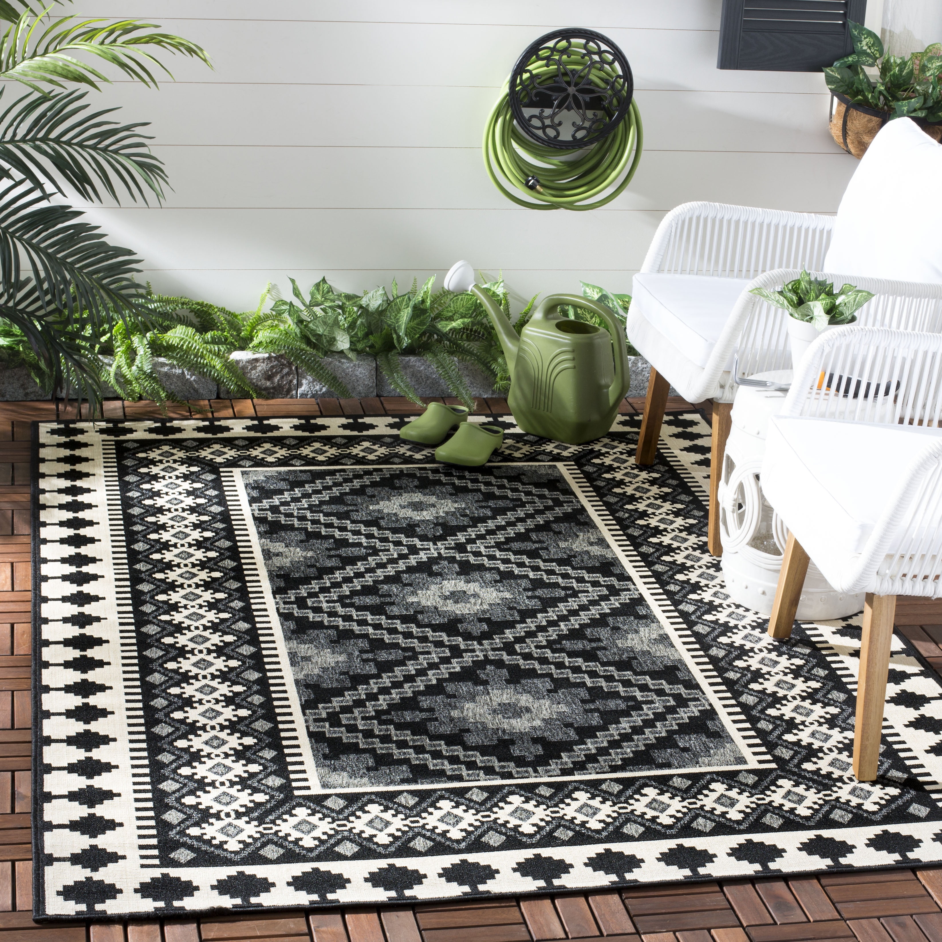 Black and Cream Rectangular Synthetic Indoor/Outdoor Rug