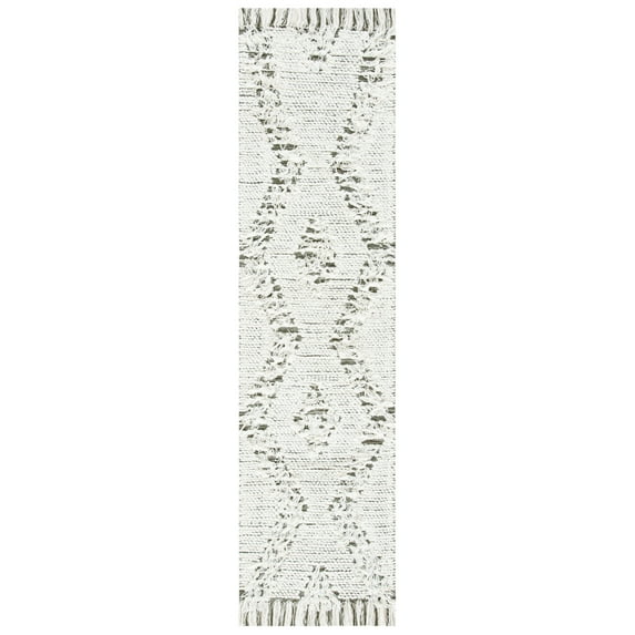 SAFAVIEH Vermont Winthrop Chevron Runner Rug, Ivory/Green, 2'3" x 8'