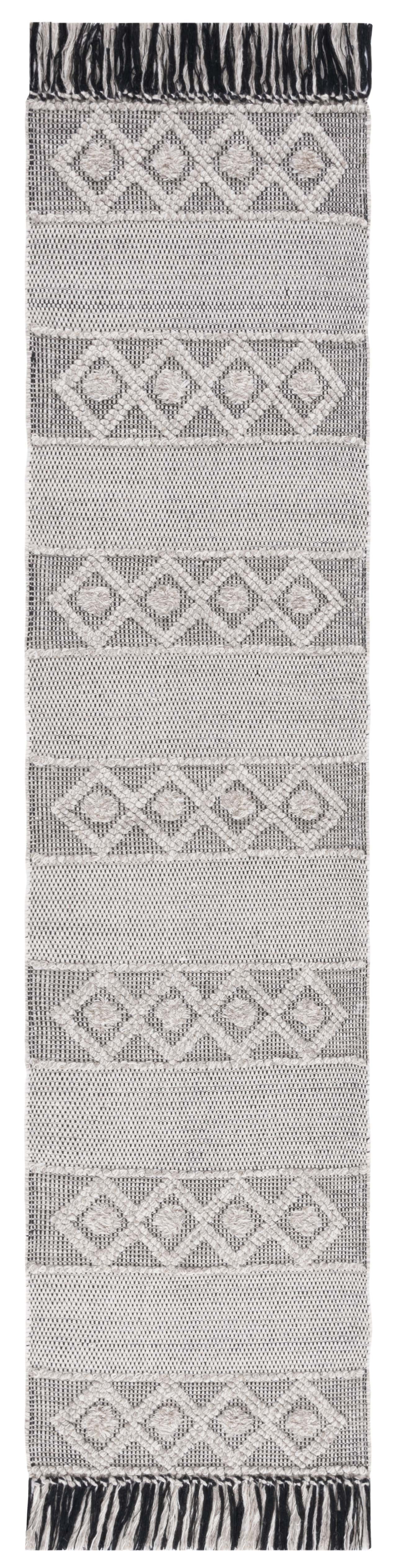 SAFAVIEH Vermont Xavier Trellis Runner Rug, Beige/Ivory, 2'3" x 9'