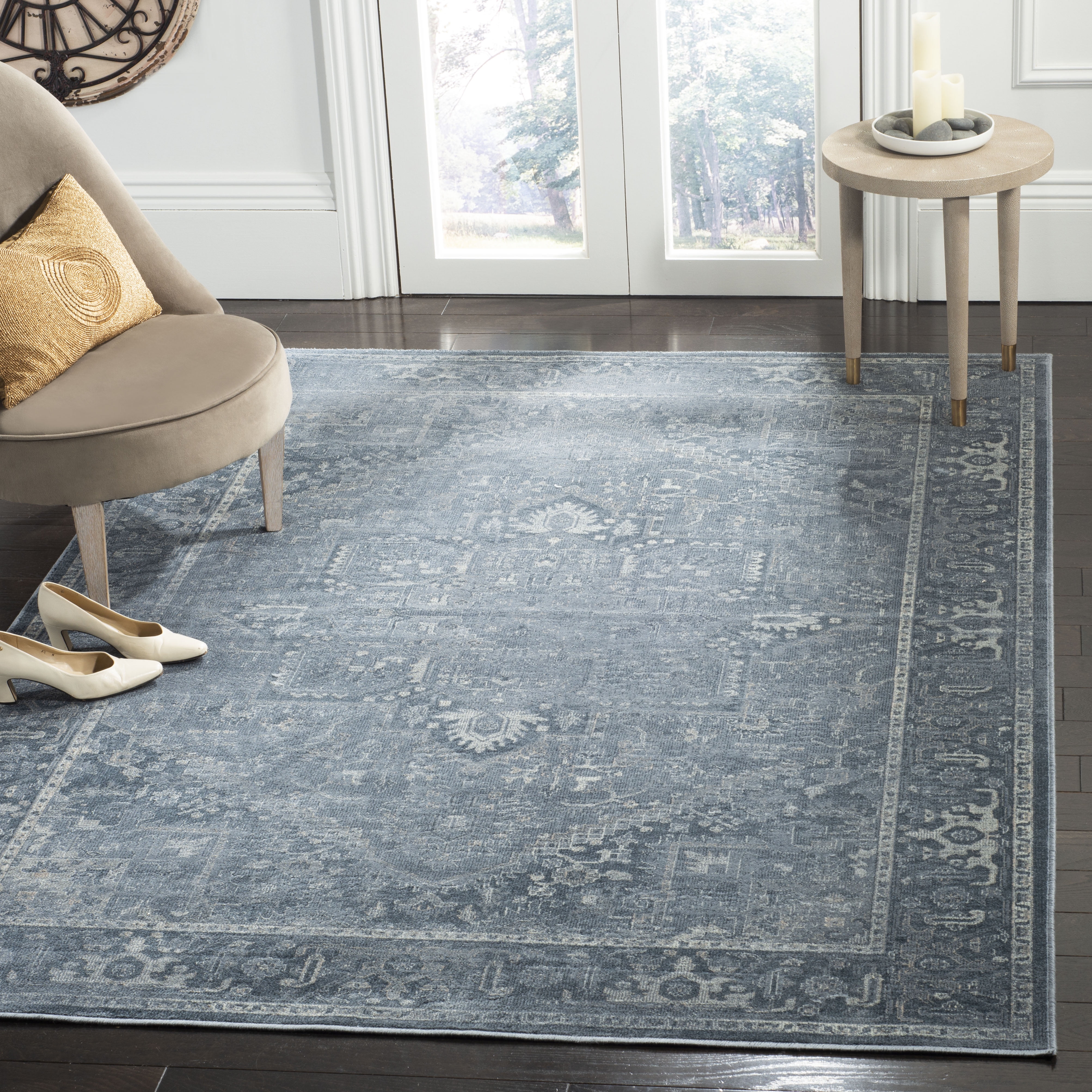 Blue Rectangular 5' x 7' Wool and Silk Area Rug