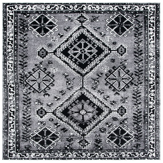 SAFAVIEH Vintage Hamadan Blathnaid Oriental Area Rug, Grey/Black, 6'7" x 6'7" Square
