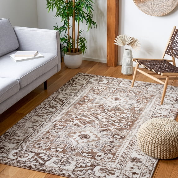Safavieh Vintage Hamadan Dania Oriental Area Rug, Brown/Ivory, 2'7" x 5'