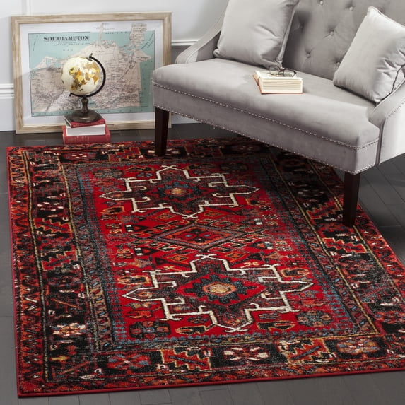 Safavieh Vintage Hamadan Dania Oriental Area Rug, Red/Multi, 3' x 3' Square
